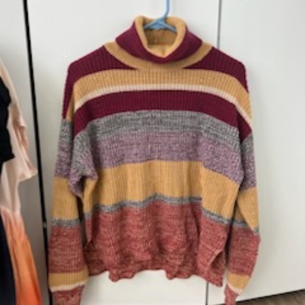 Urban Outfitters Turtleneck
